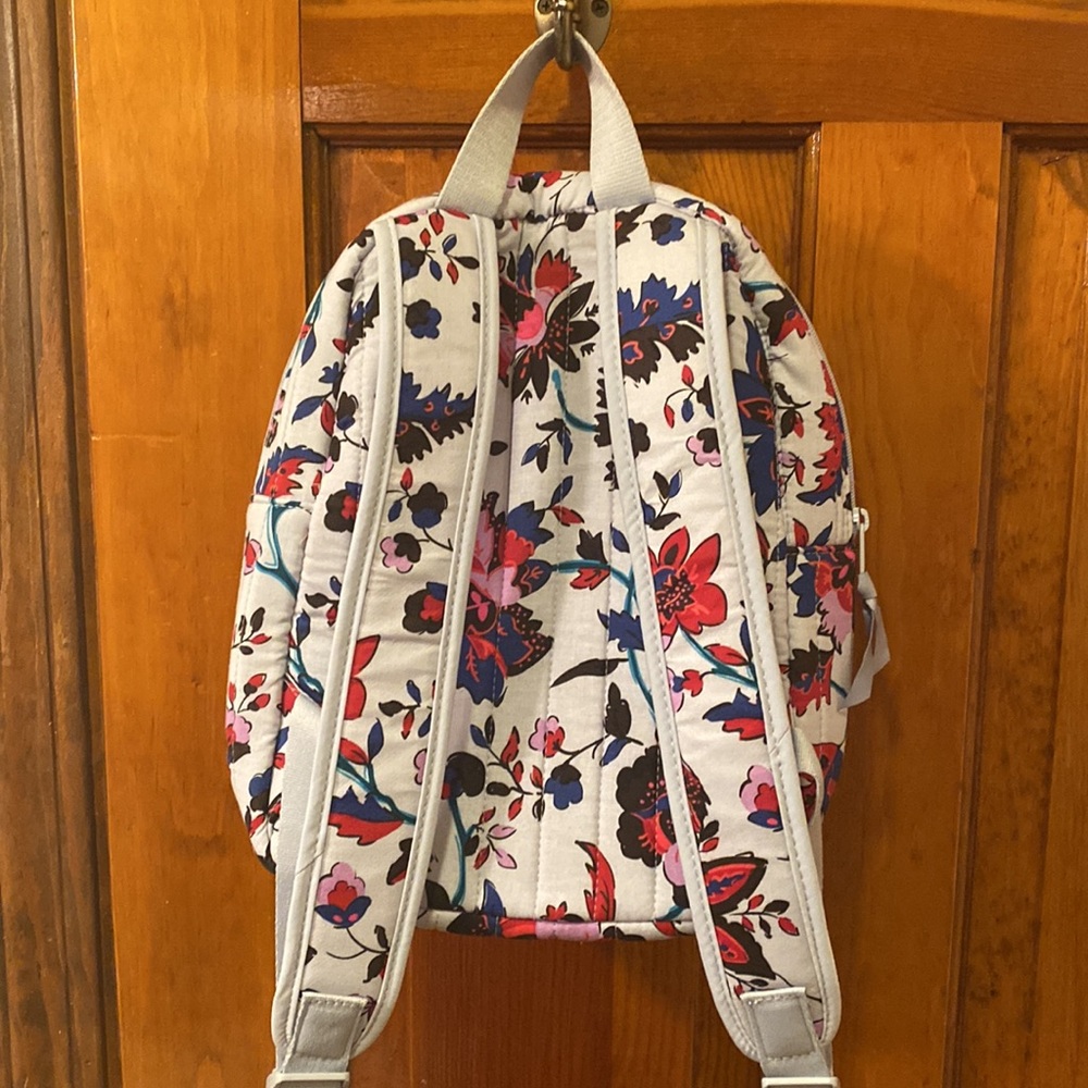 Vera Bradley small backpack - Picture 3 of 8